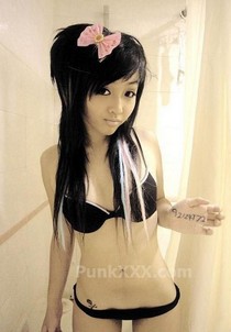 She like his cock