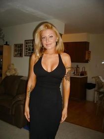 Hot amateur brunette