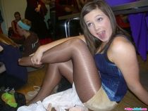 Busty brunette chick